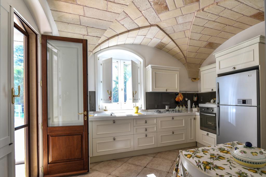 Villa Panagias Tis Loreto Zollino Bagian luar foto