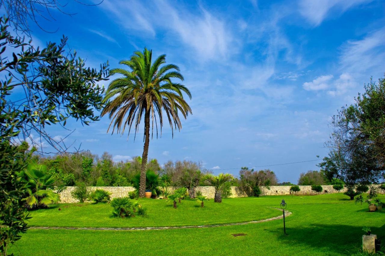 Villa Panagias Tis Loreto Zollino Bagian luar foto