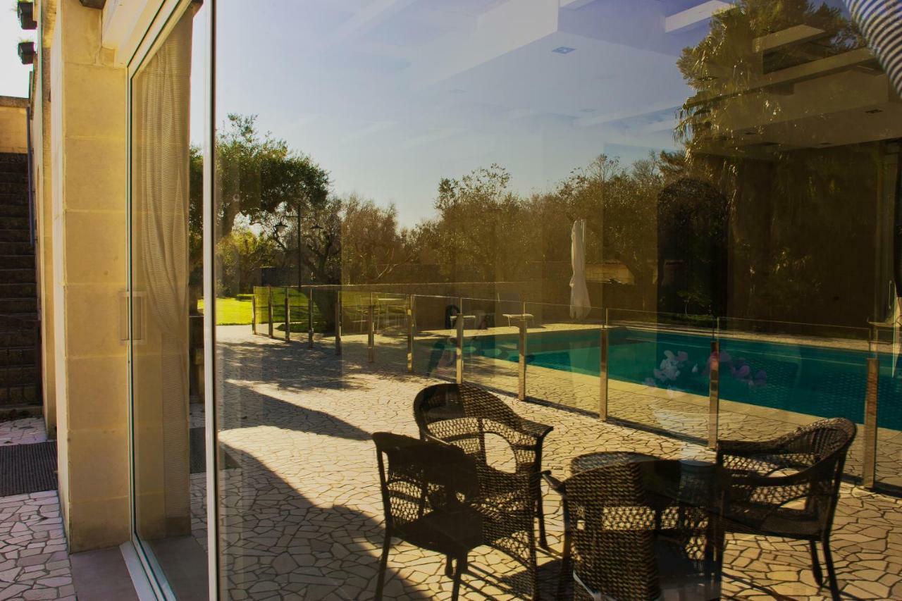 Villa Panagias Tis Loreto Zollino Bagian luar foto